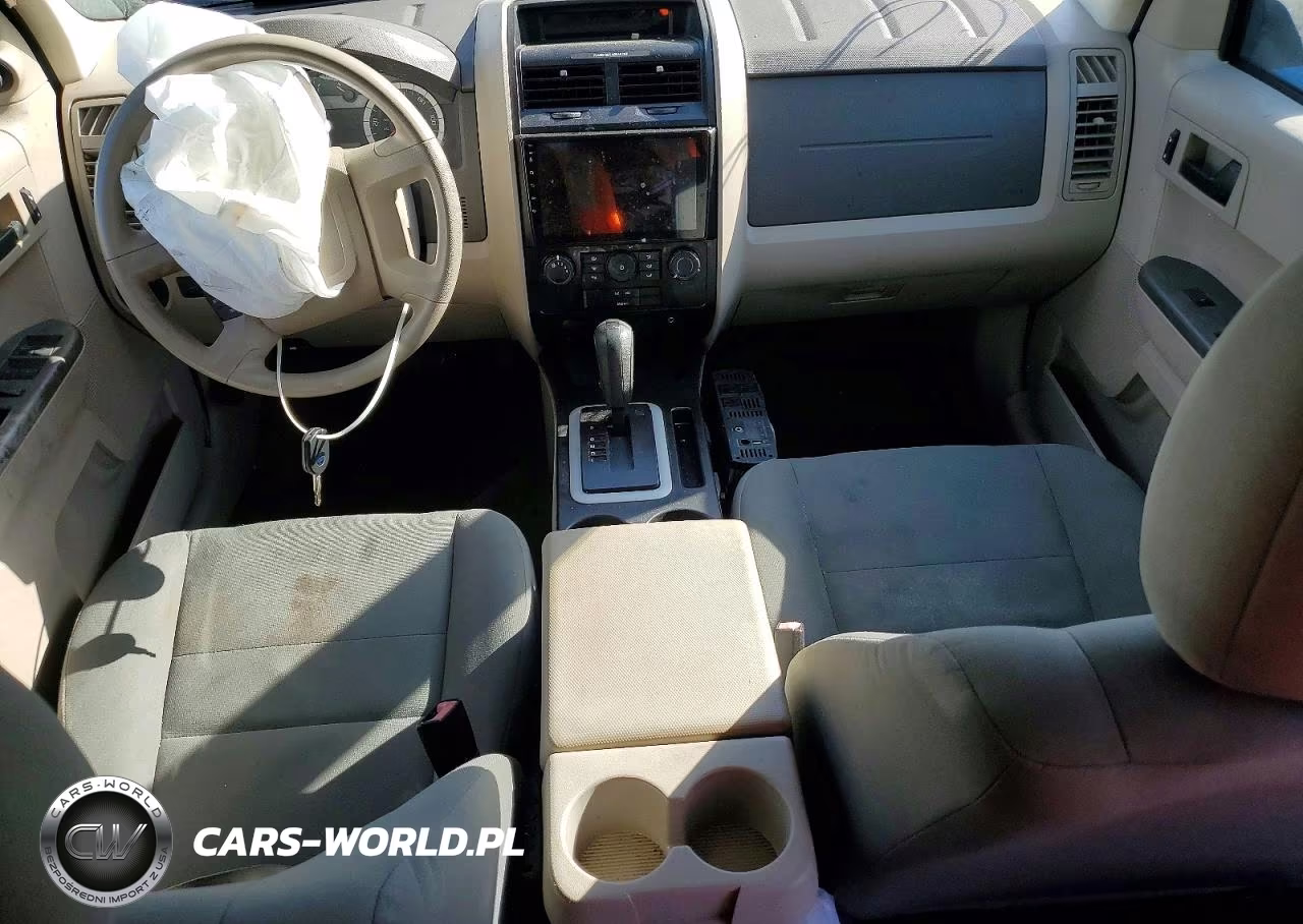 2011 Ford Escape Xls VIN:1FMCU9C75BKA94135 - 8