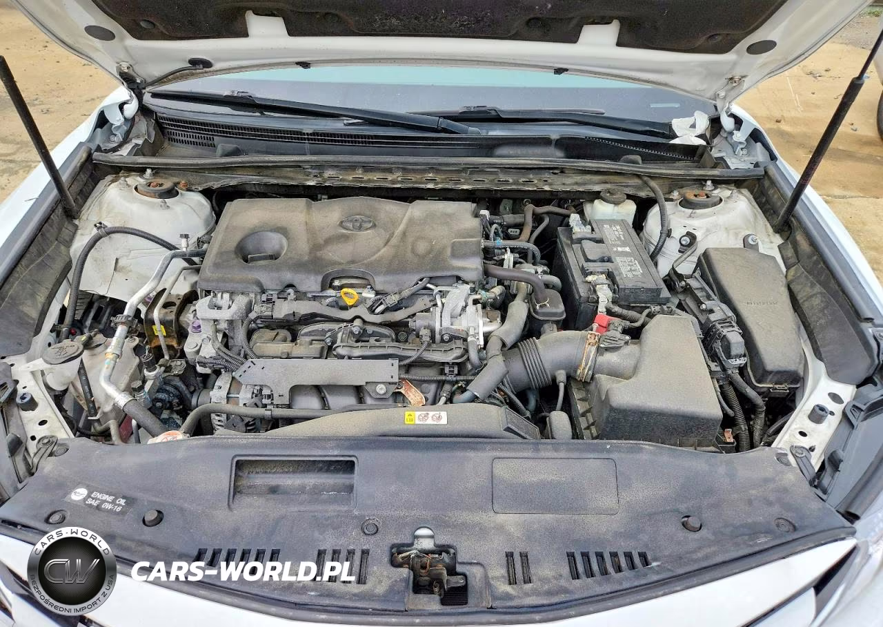 2018 Toyota Camry Le VIN:4T1B11HK6JU664777 - 11