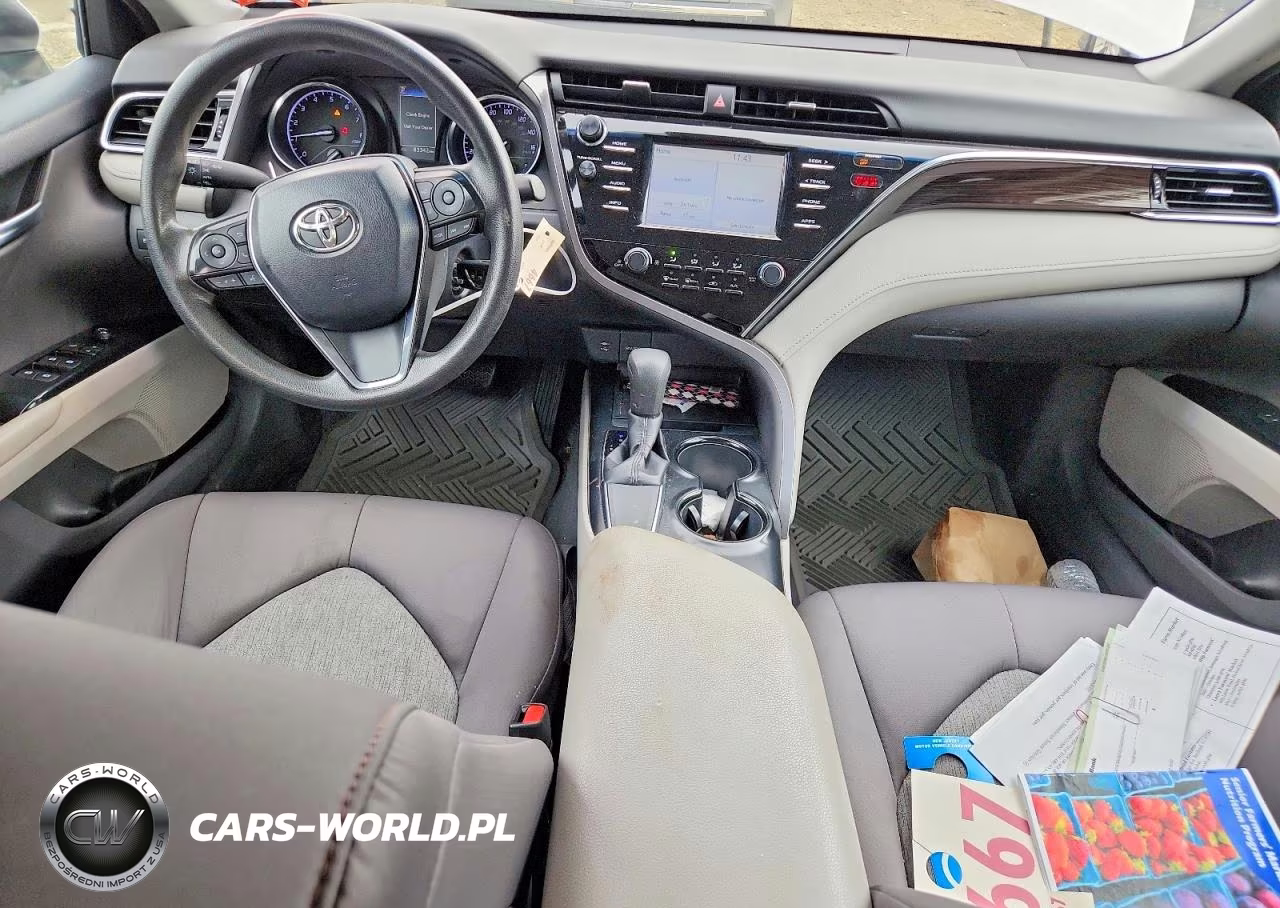 2018 Toyota Camry Le VIN:4T1B11HK6JU664777 - 8
