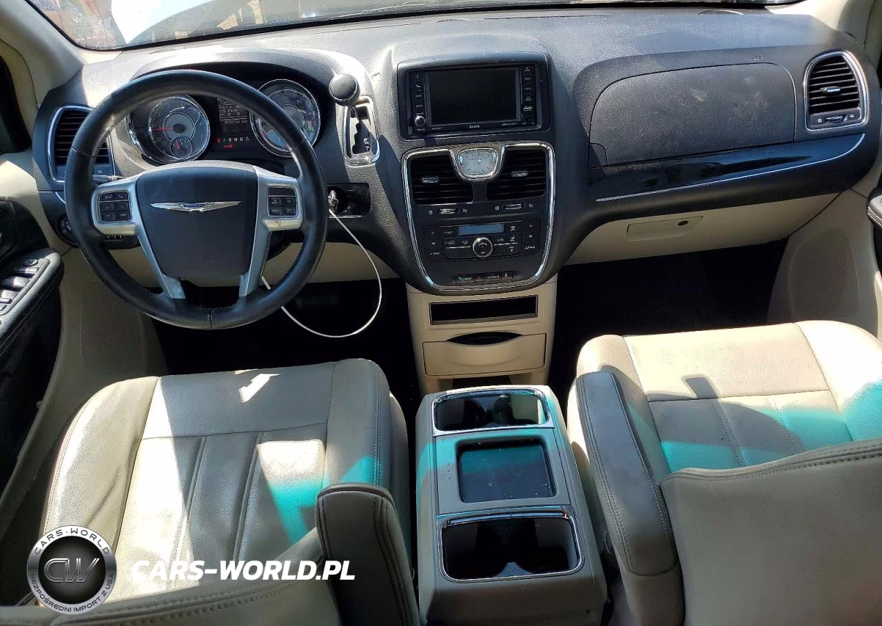 2013 Chrysler Town & Country Touring VIN:2C4RC1BGXDR745445 - 8
