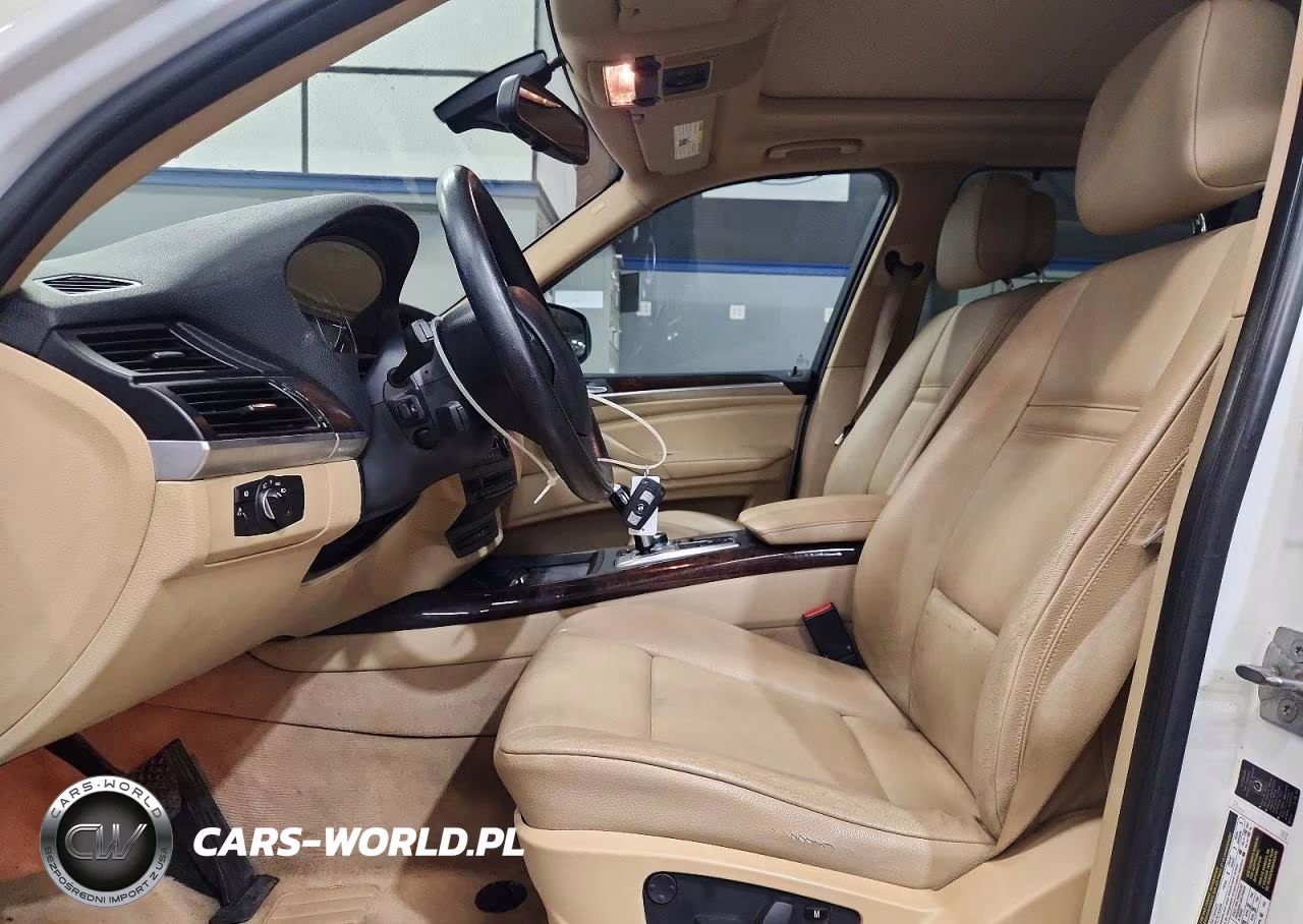 2011 BMW X5 xDrive35D VIN:5UXZW0C54BL370946 - 7