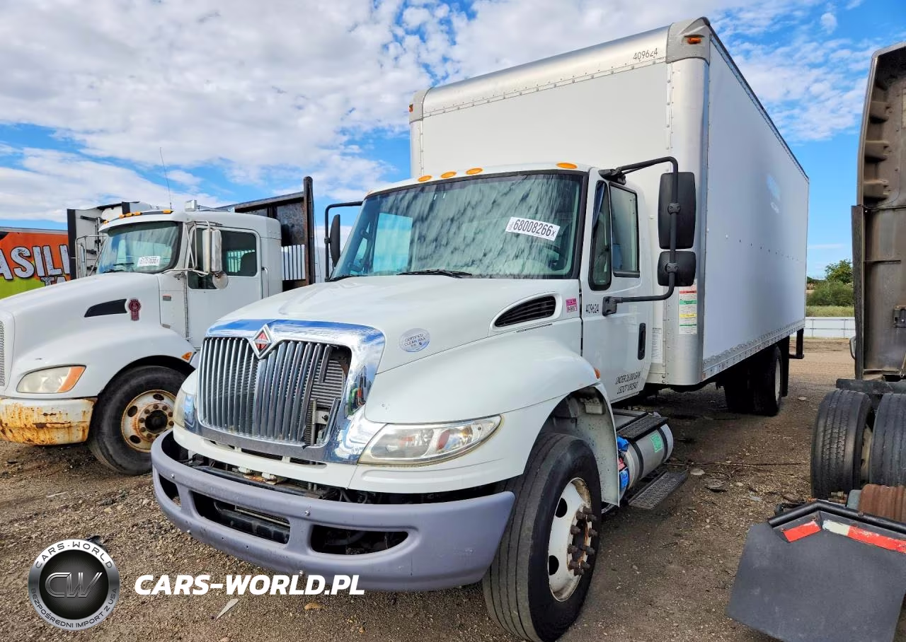 2015 International 4300 Box Truck VIN:3HAMMMMM8FL182113 - 1