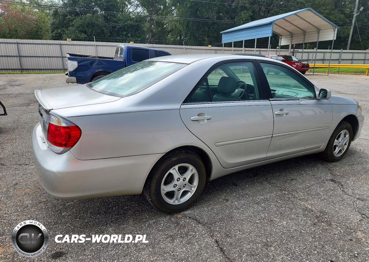 2005 Toyota Camry Automatic VIN:4T1BE30K95U586125 - 3