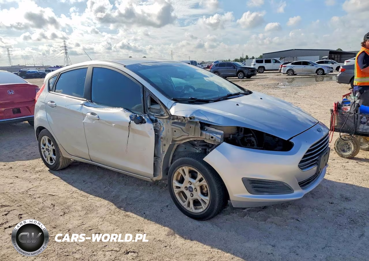 2015 Ford Fiesta Se VIN:3FADP4EJ7FM164671 - 4