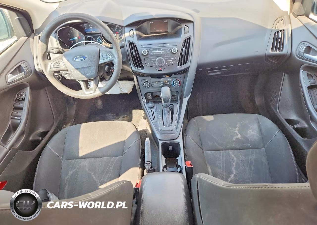 2018 Ford Focus Se VIN:1FADP3F23JL294829 - 8
