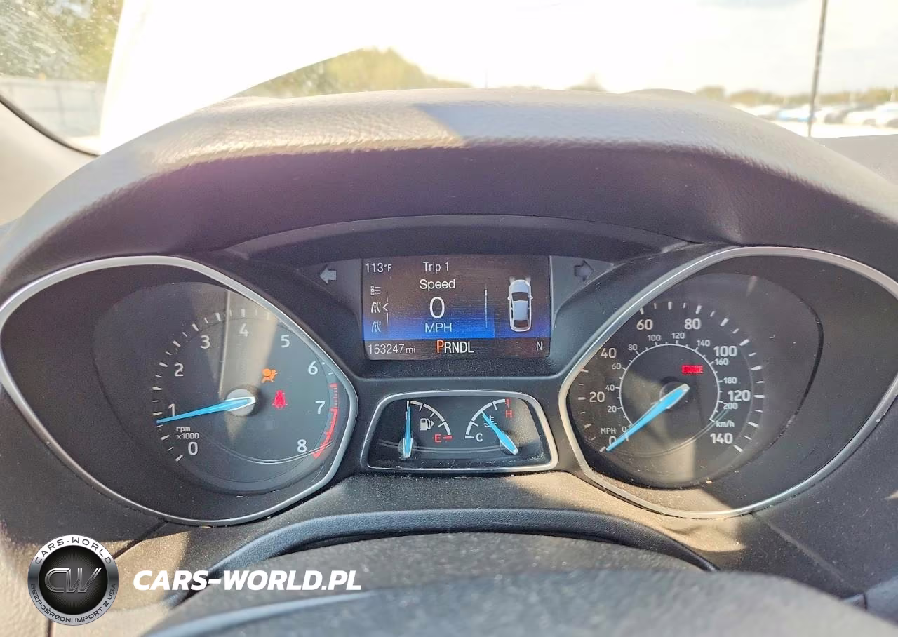 2018 Ford Focus Se VIN:1FADP3F23JL294829 - 9