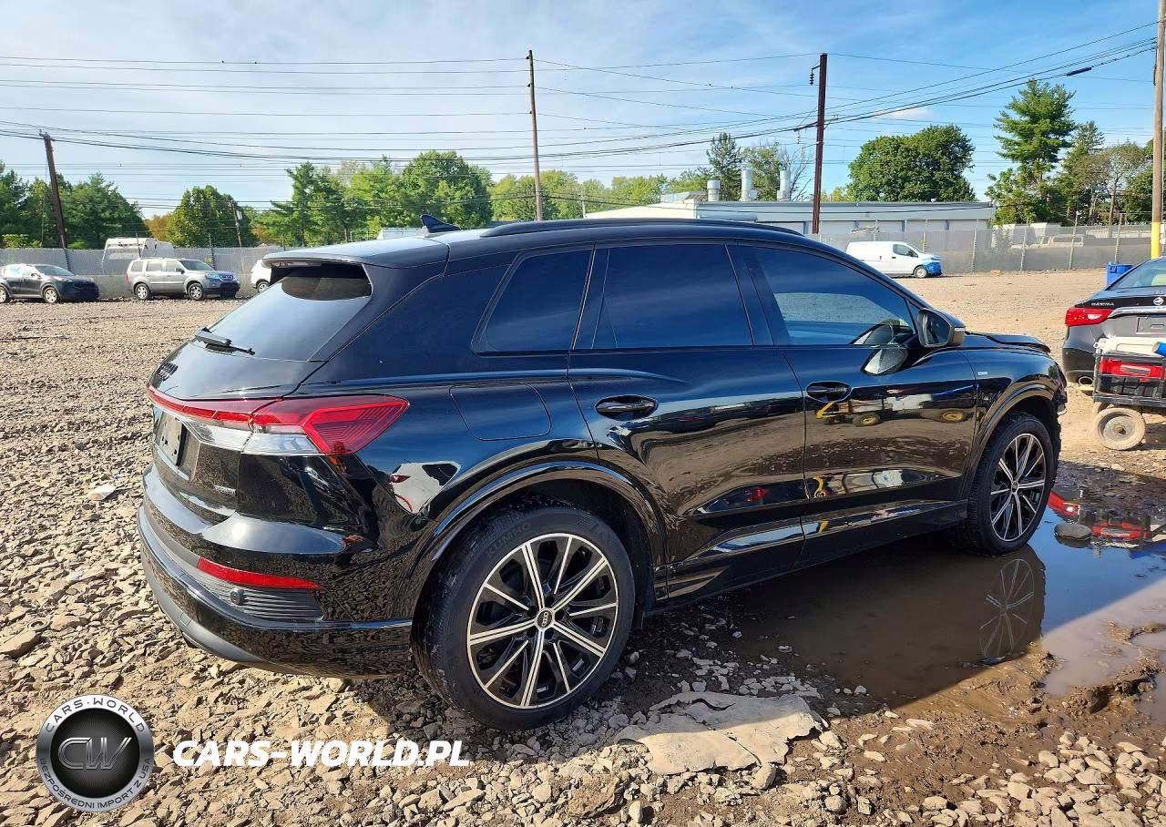 2022 Audi Q4 E-Tron Premium Plus S-Line VIN:WA1L2BFZ6NP030797 - 3