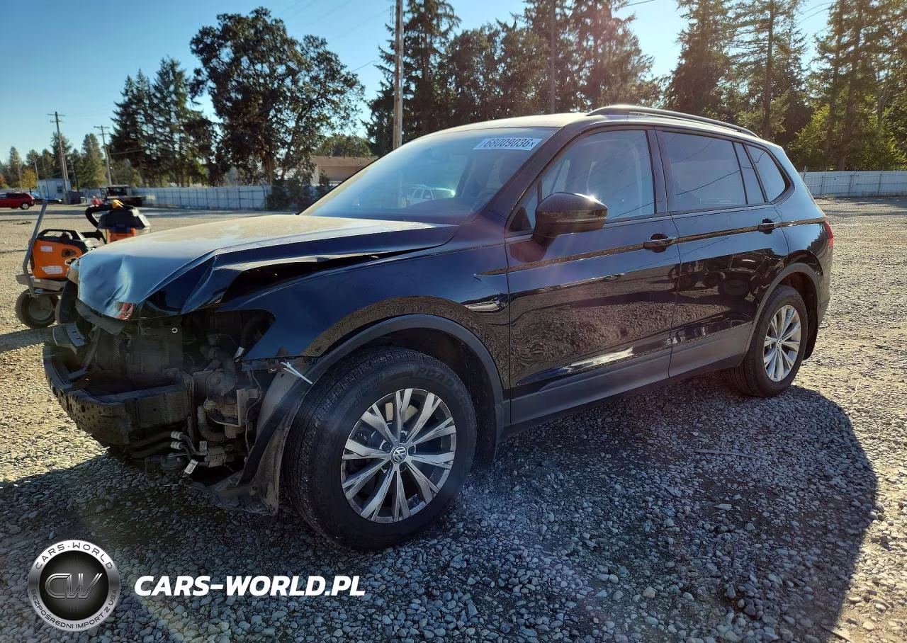 2018 Volkswagen Tiguan S VIN:3VV0B7AX9JM094121 - 1