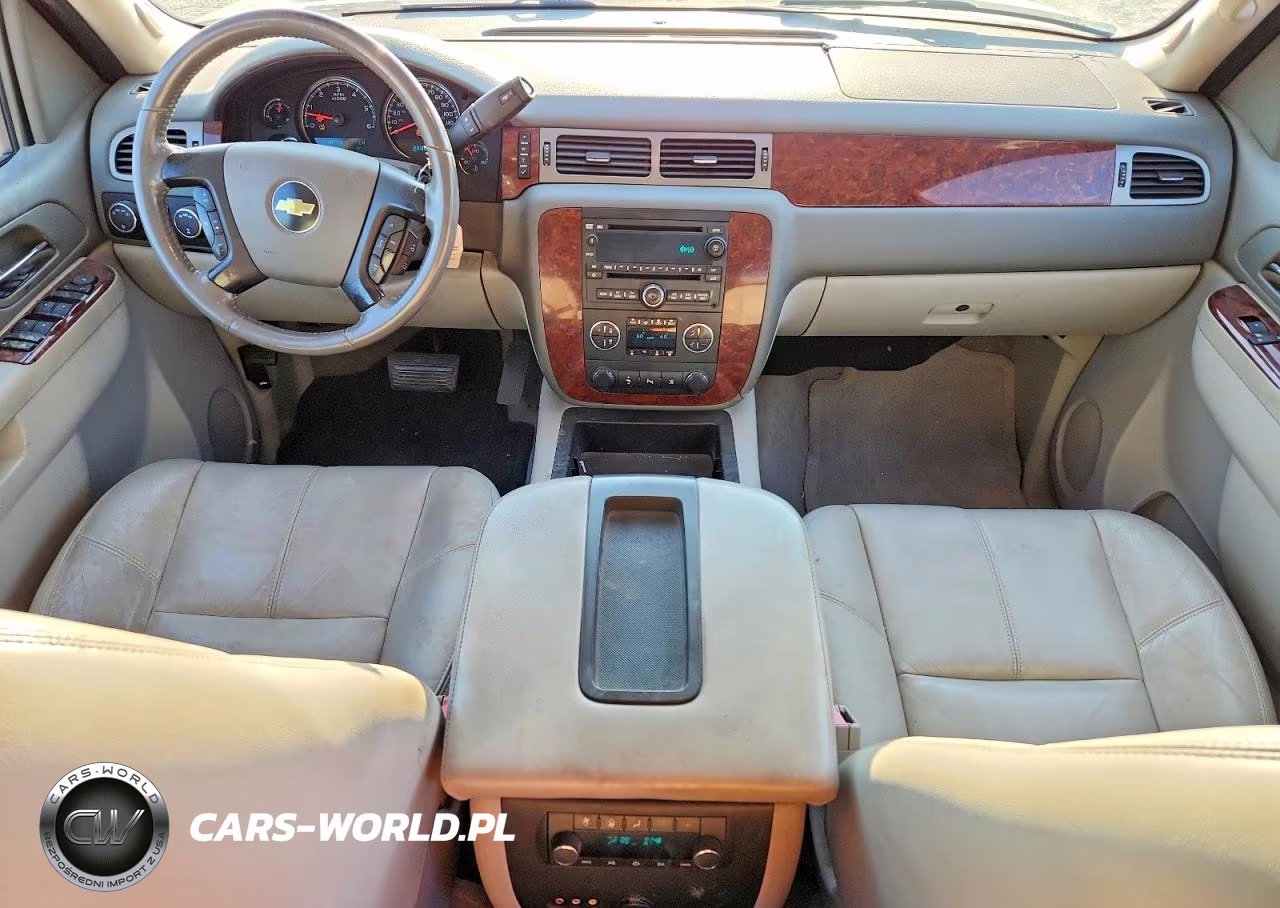 2010 Chevrolet Suburban K1500 Lt VIN:1GNUKJE30AR267793 - 8