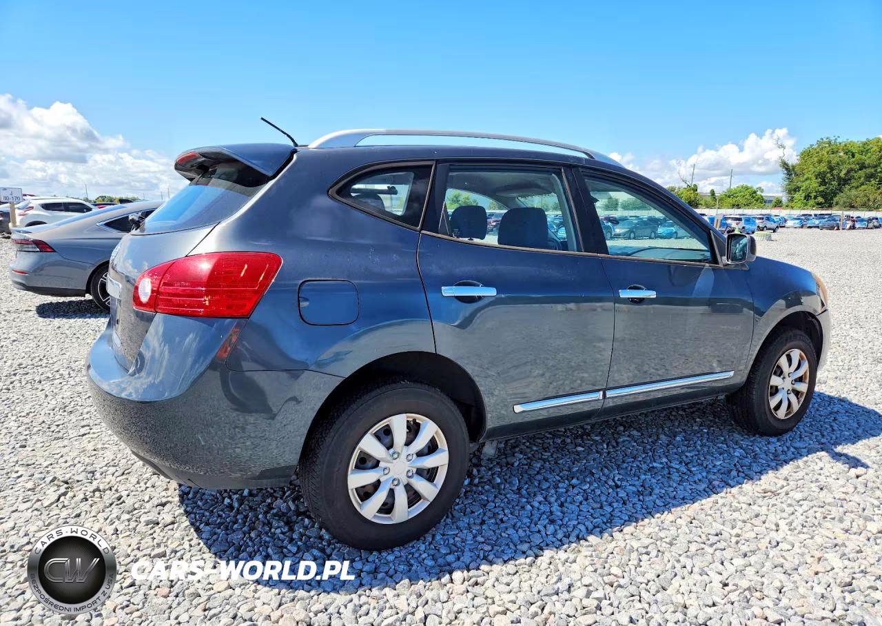 2015 Nissan Rogue Select S VIN:JN8AS5MT3FW651195 - 3
