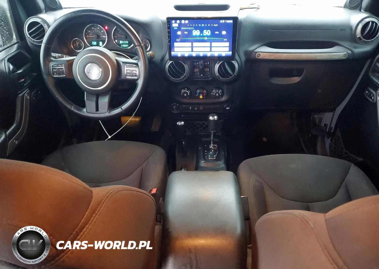 2014 Jeep Wrangler Unlimited Sport VIN:1C4BJWDG0EL218266 - 8
