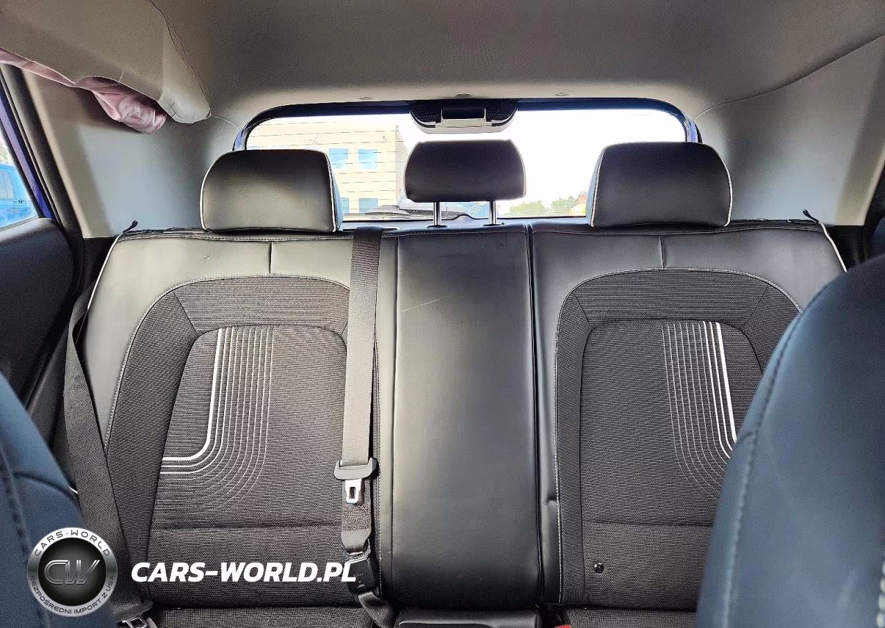 2022 Hyundai Venue Limited VIN:KMHRC8A38NU171628 - 10