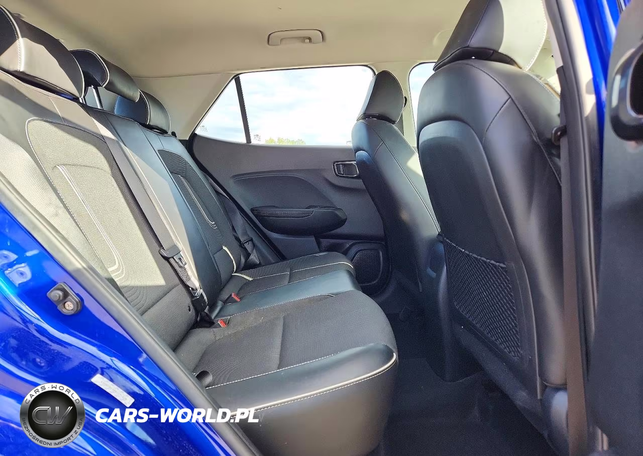 2022 Hyundai Venue Limited VIN:KMHRC8A38NU171628 - 11