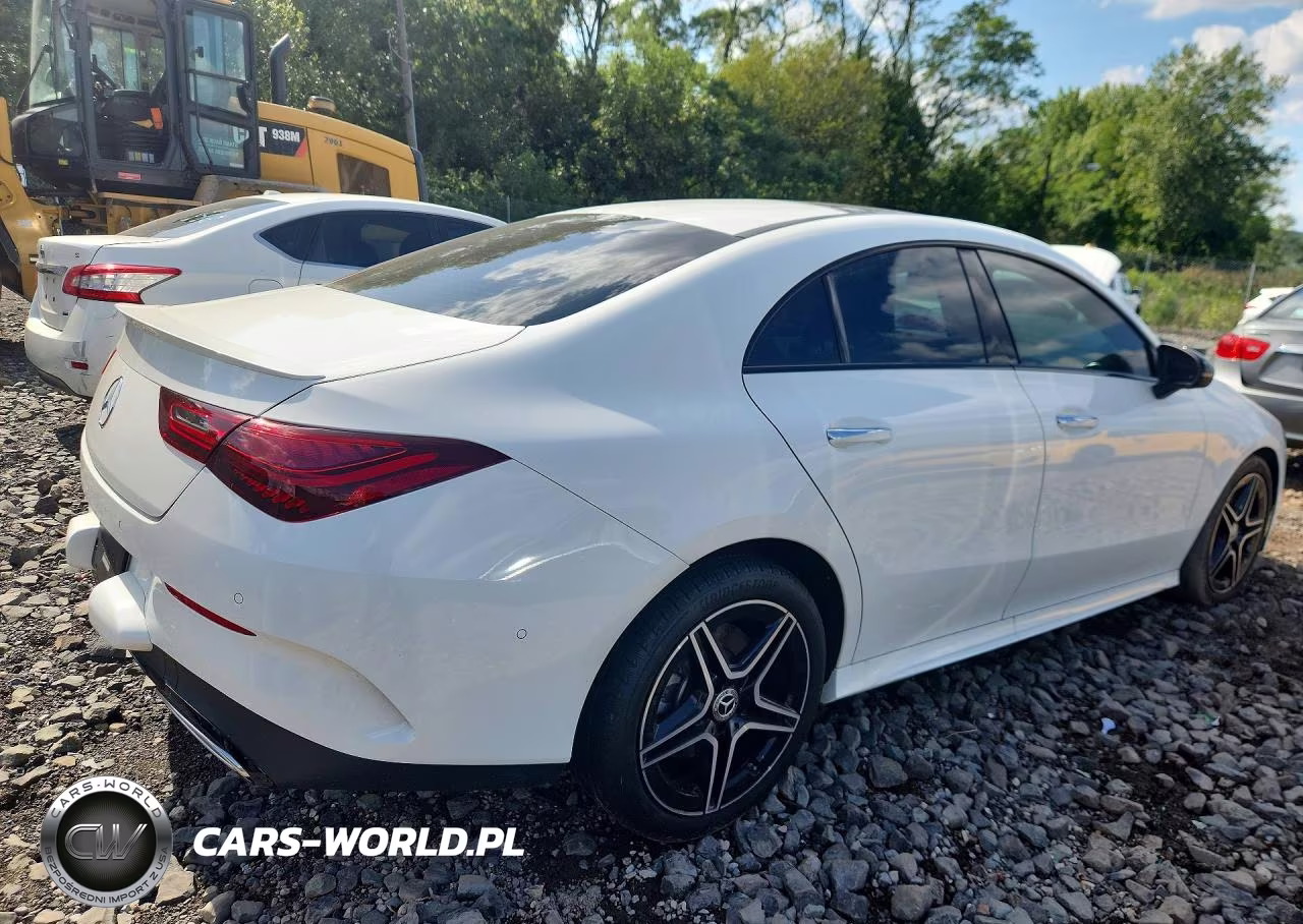 2025 Mercedes-Benz Cla 250 4Matic VIN:W1K5J4HB4SN518348 - 3