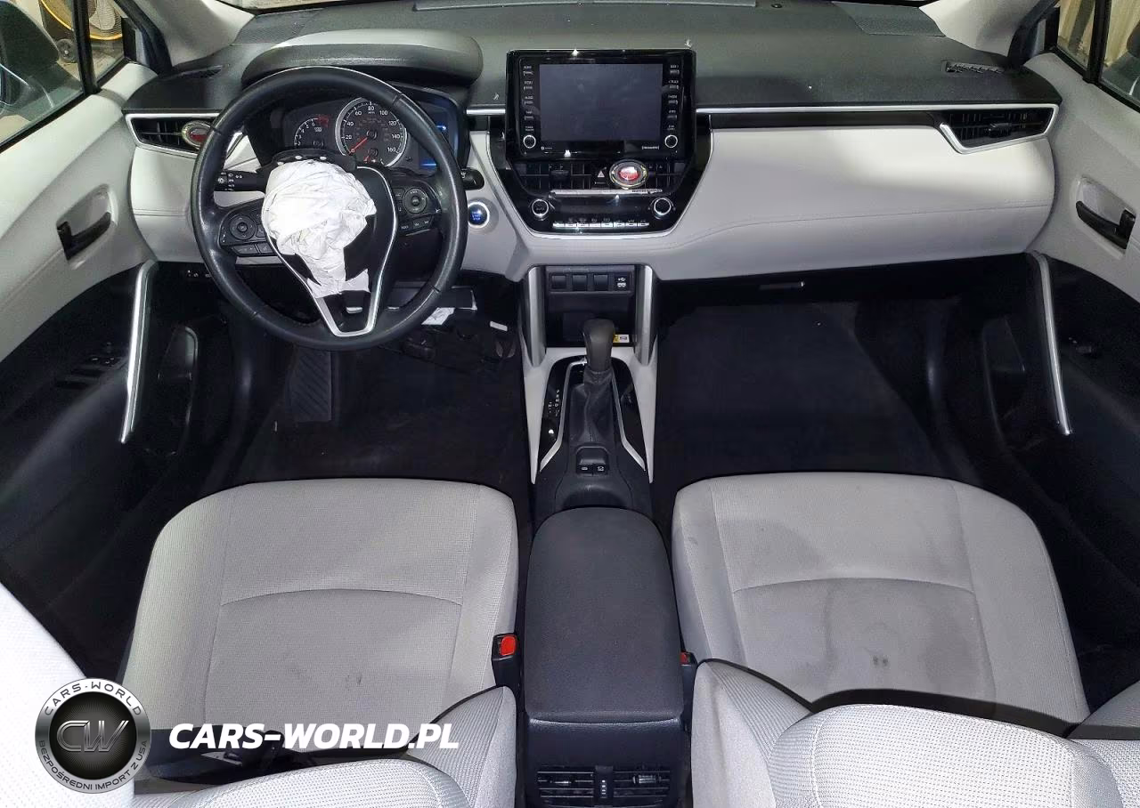 2022 Toyota Corolla Cross Le VIN:7MUCAABG7NV021514 - 8