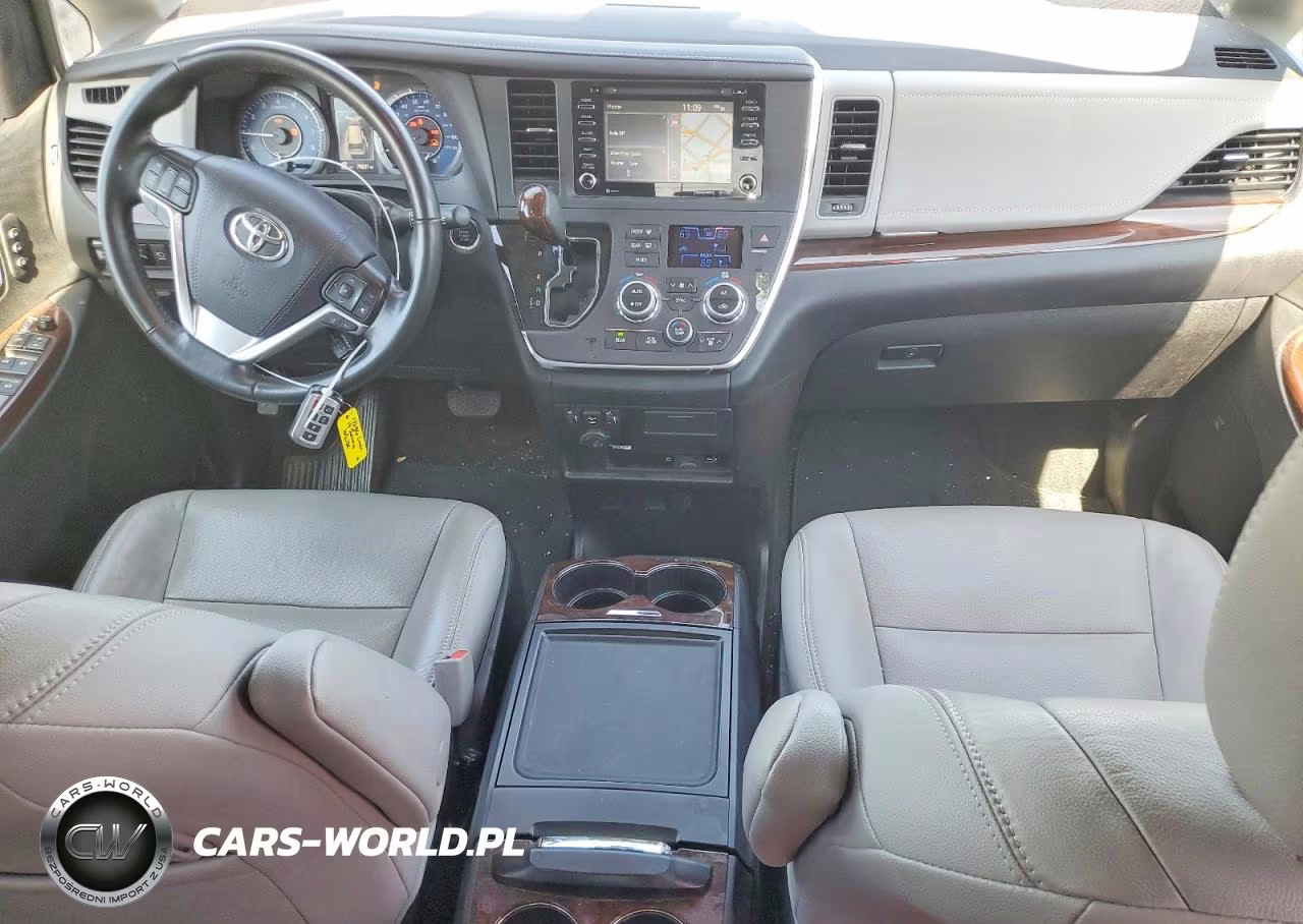 2019 Toyota Sienna Limited Premium 7-Passenger VIN:5TDYZ3DC4KS977334 - 8