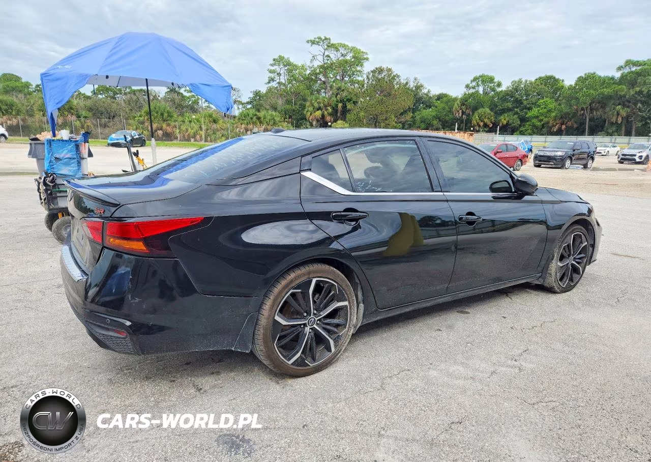 2023 Nissan Altima Sr VIN:1N4BL4CV9PN323299 - 3