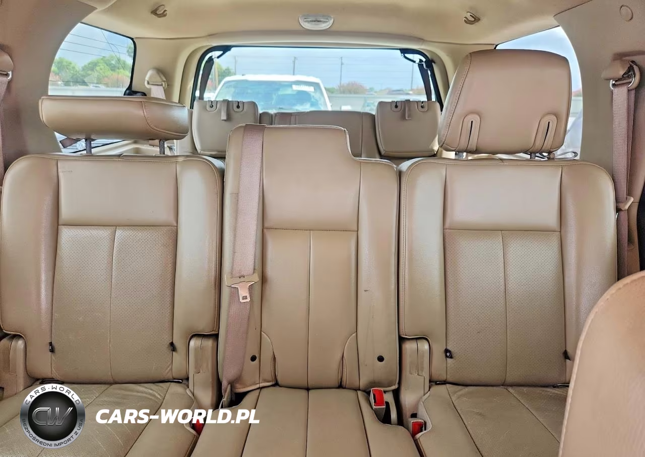 2011 Ford Expedition Xlt VIN:1FMJU1H58BEF41068 - 10