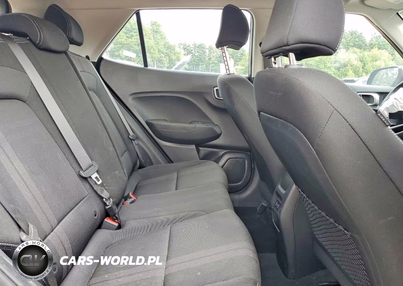 2025 Hyundai Venue Sel VIN:KMHRC8A30SU391454 - 11