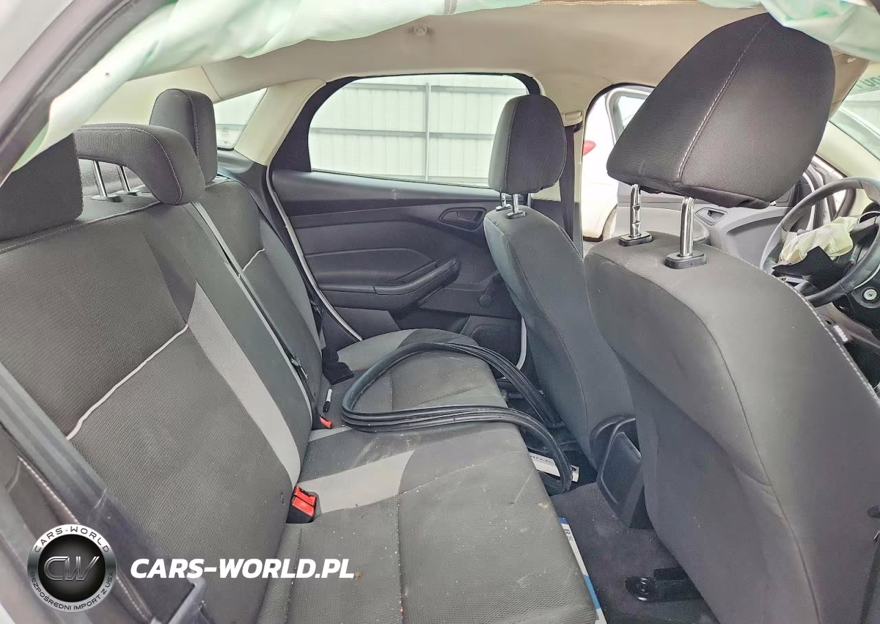 2012 Ford Focus S VIN:1FAHP3E20CL400305 - 10
