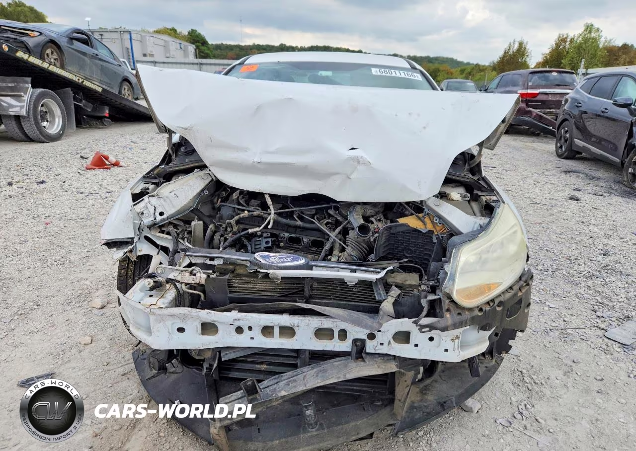 2012 Ford Focus S VIN:1FAHP3E20CL400305 - 5