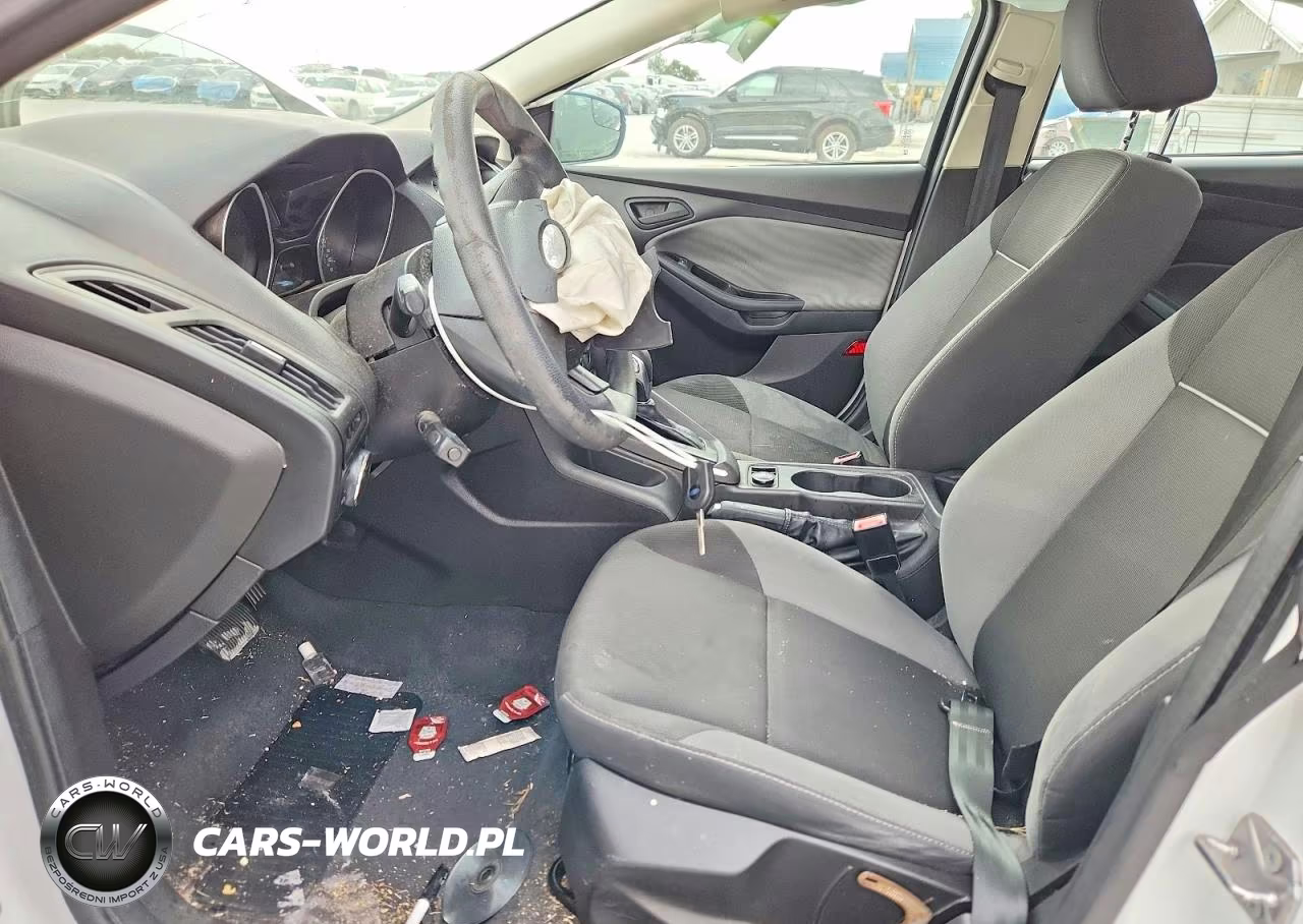 2012 Ford Focus S VIN:1FAHP3E20CL400305 - 7