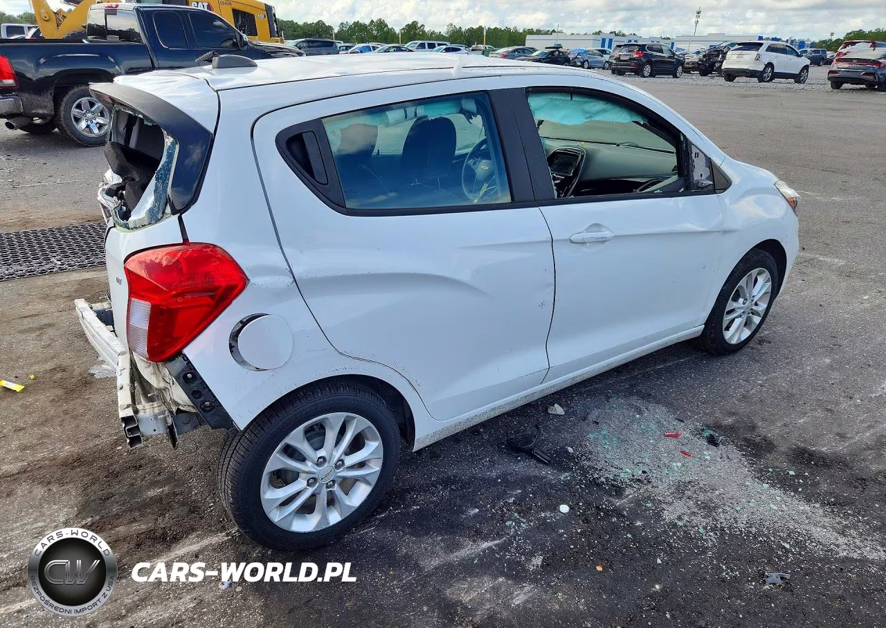 2020 Chevrolet Spark 1Lt VIN:KL8CD6SA0LC400498 - 3