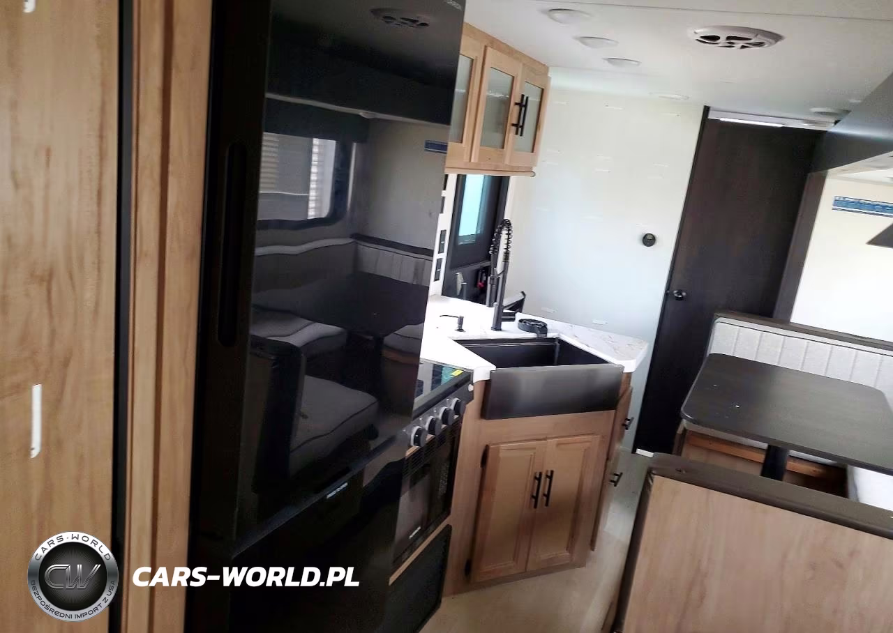 2025 Forest River Cherokee Camper VIN:4X4TCKE23SX165295 - 8