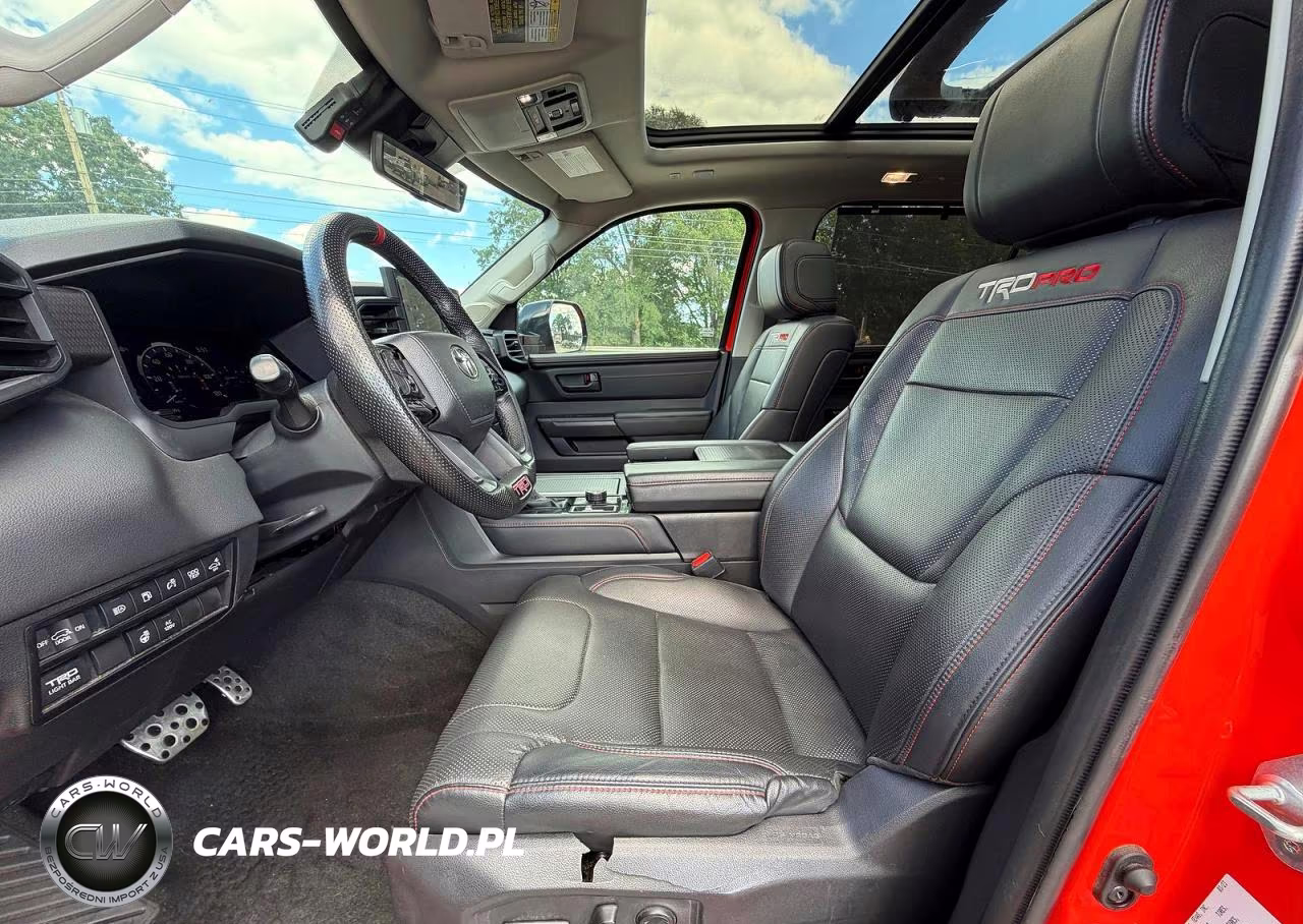 2023 Toyota Sequoia Trd Pro VIN:7SVAAABA1PX011240 - 11
