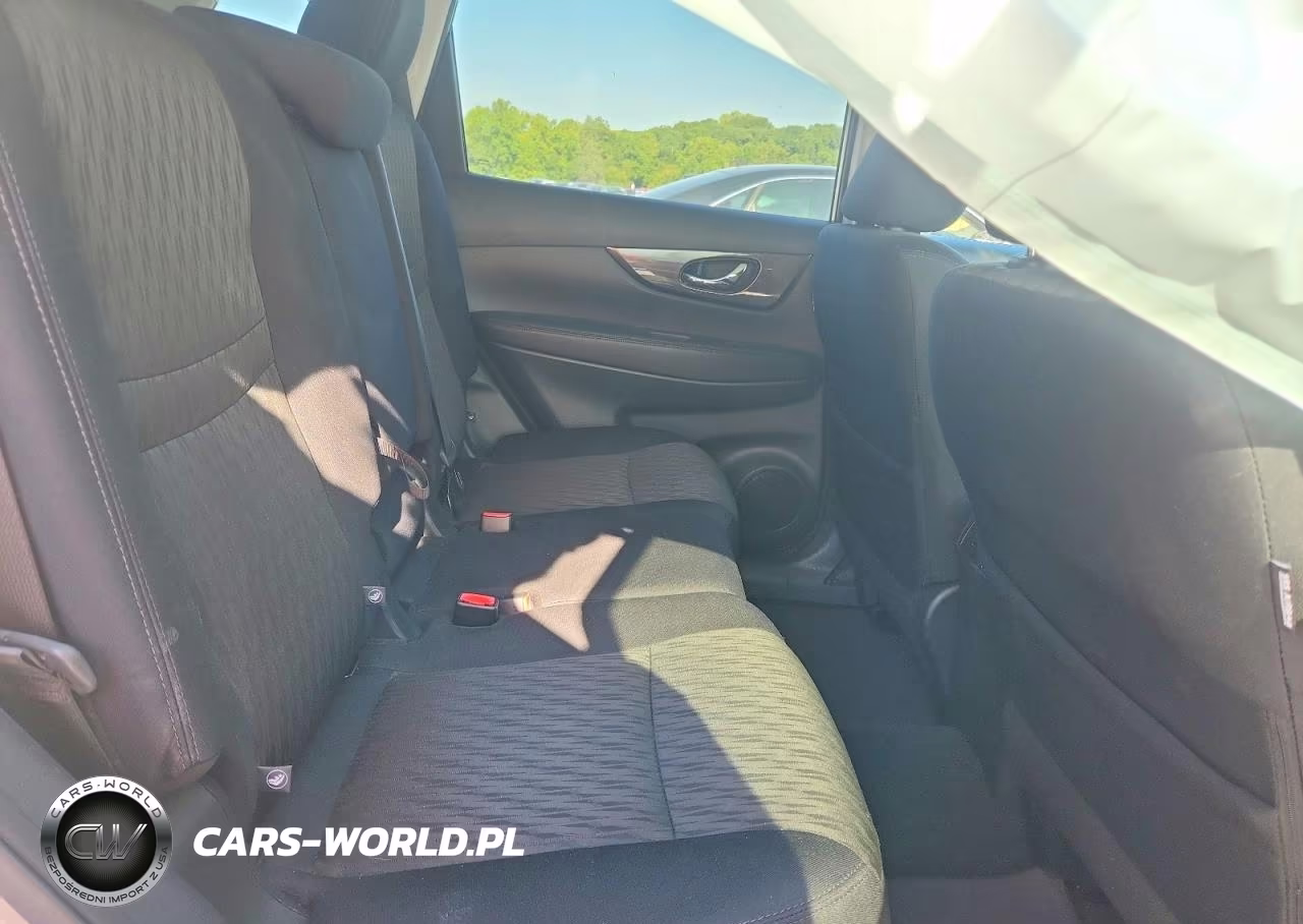 2019 Nissan Rogue S VIN:5N1AT2MT9KC800837 - 11