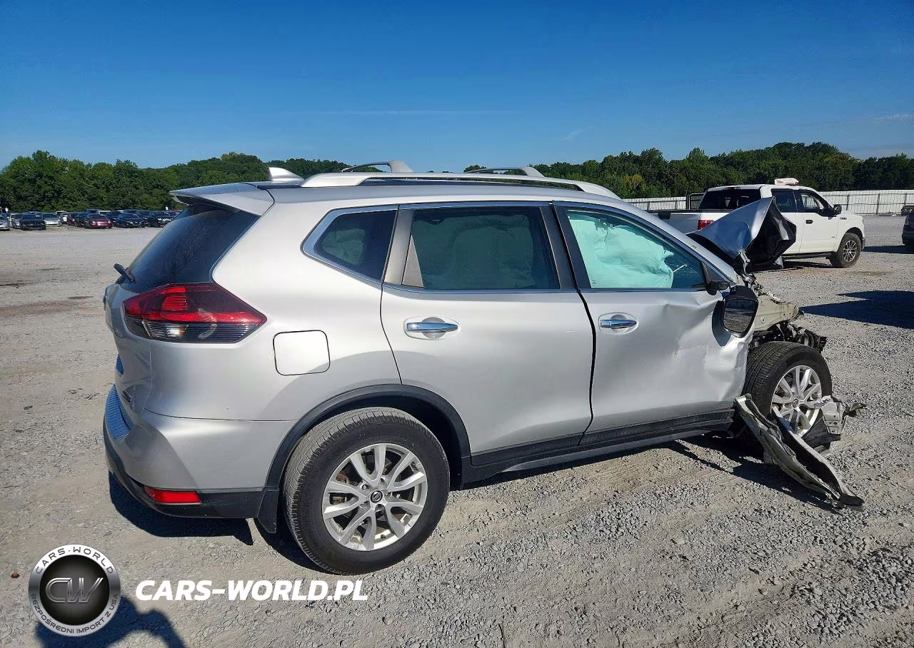 2019 Nissan Rogue S VIN:5N1AT2MT9KC800837 - 3
