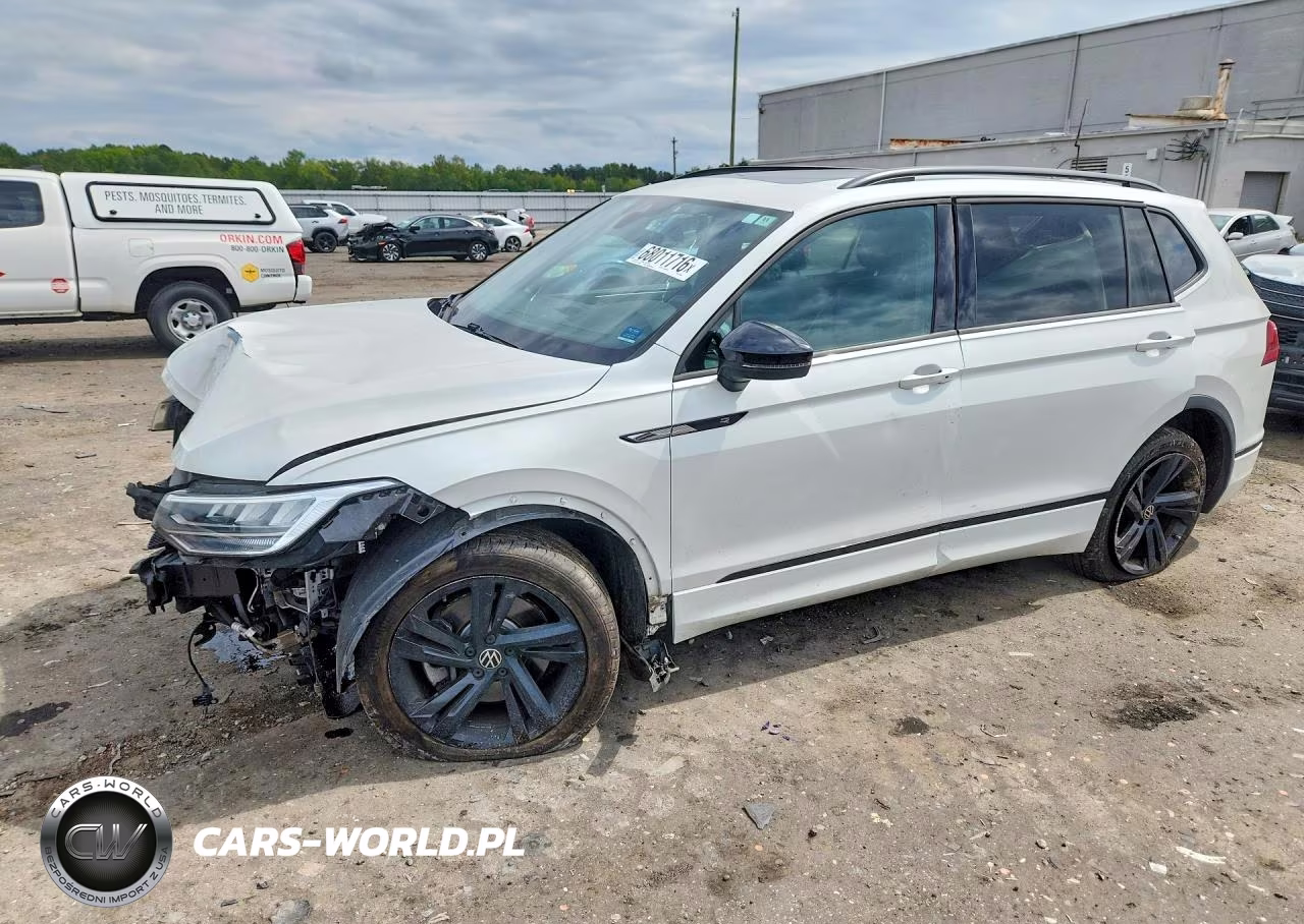 2023 Volkswagen Tiguan Se R-Line Black VIN:3VV8B7AX0PM030349 - 1