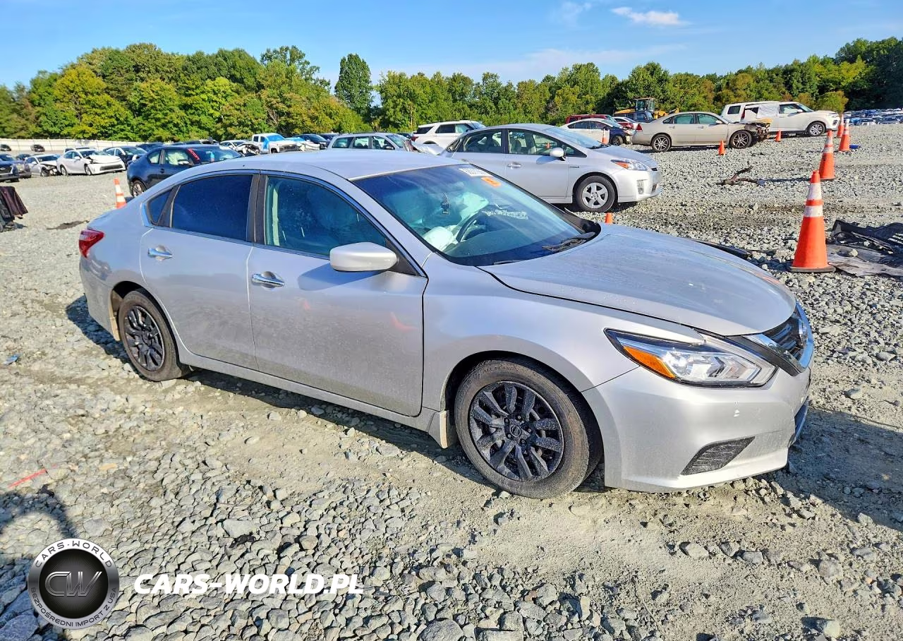 2018 Nissan Altima 2.5 S VIN:1N4AL3AP3JC472398 - 4