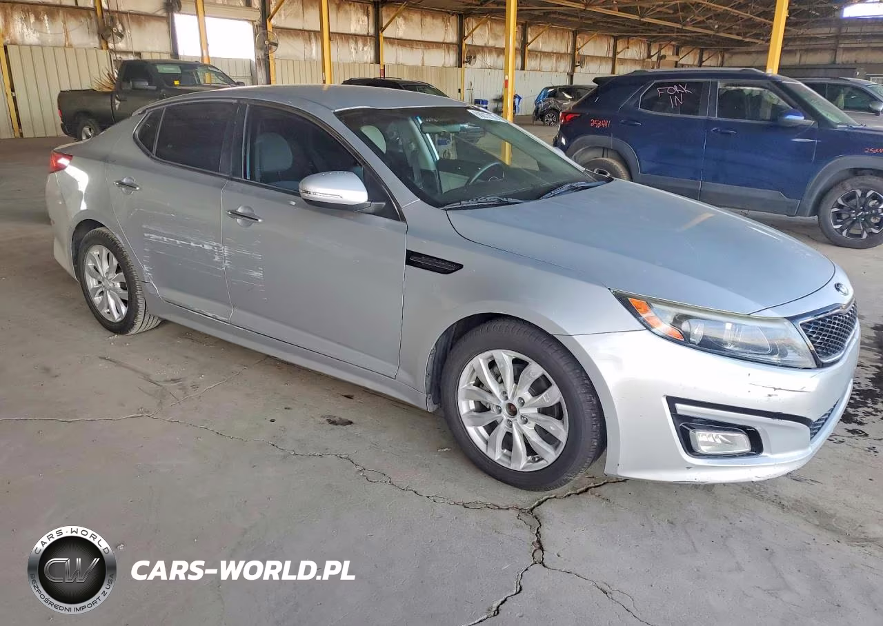 2015 Kia Optima Lx VIN:5XXGM4A71FG461799 - 4