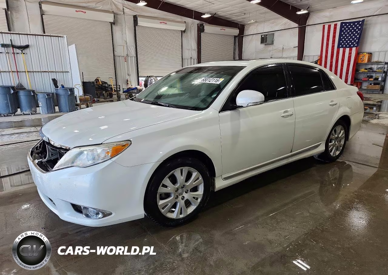 2012 Toyota Avalon Base