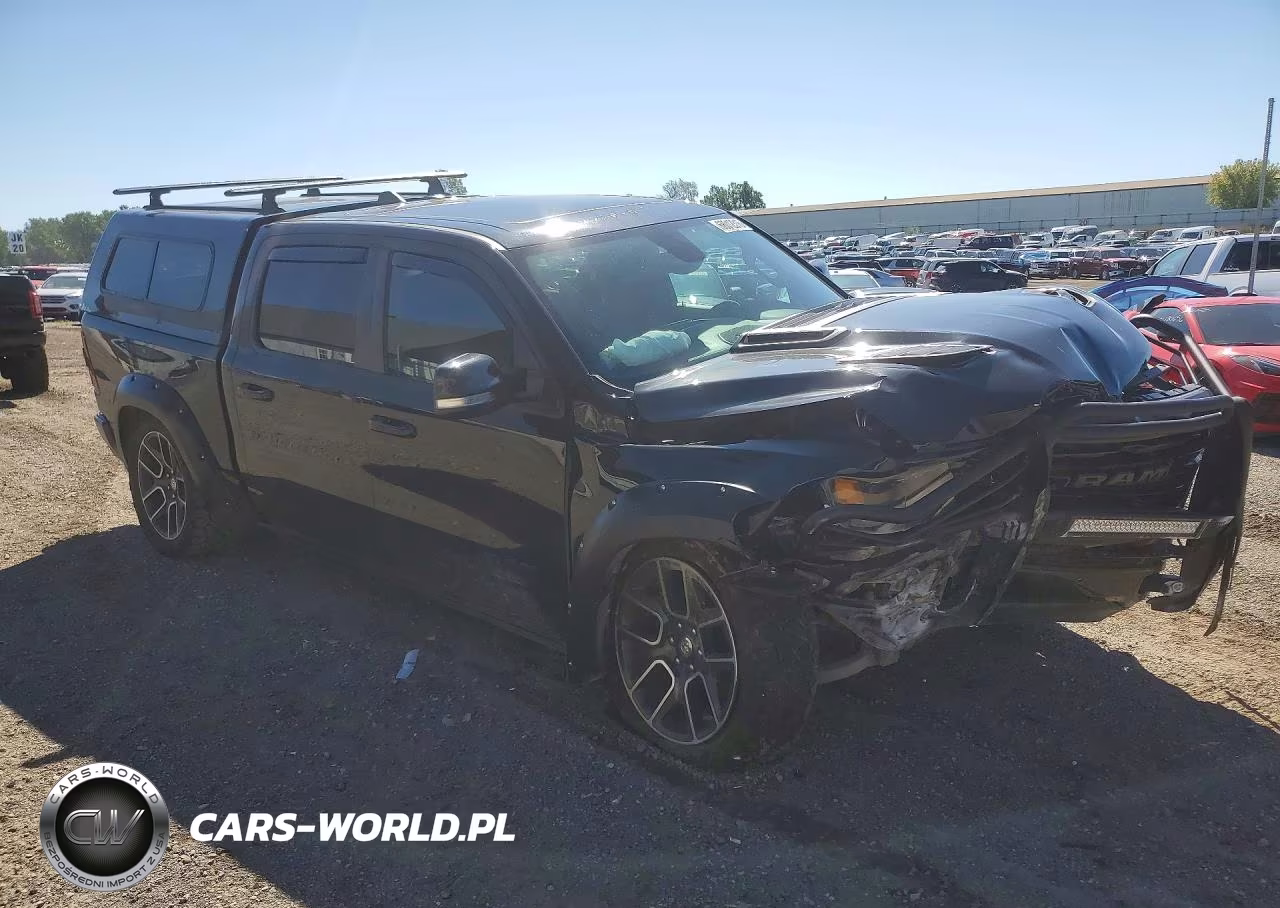 2019 Ram 1500 Laramie VIN:1C6SRFJT4KN908636 - 4