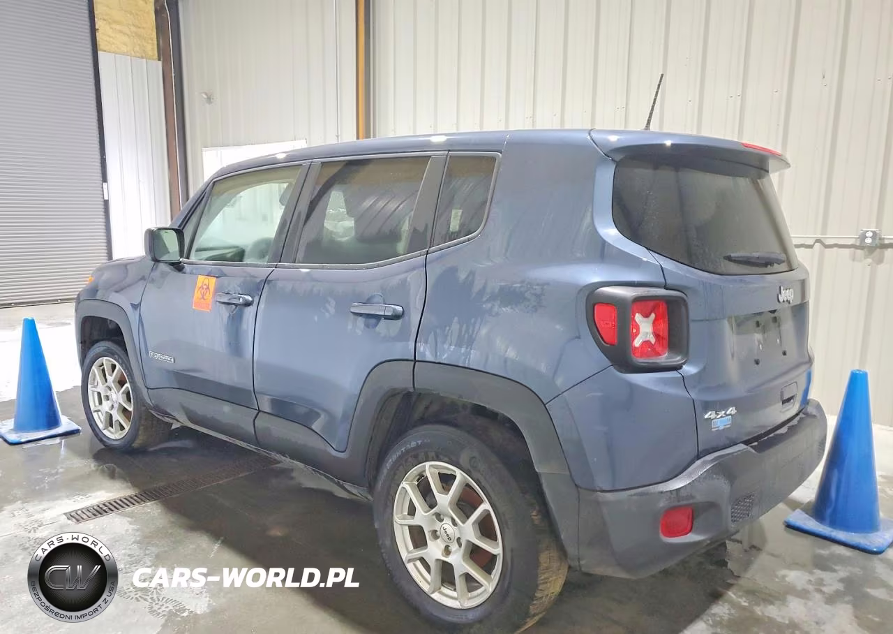 2023 Jeep Renegade Latitude VIN:ZACNJDB14PPP15879 - 2