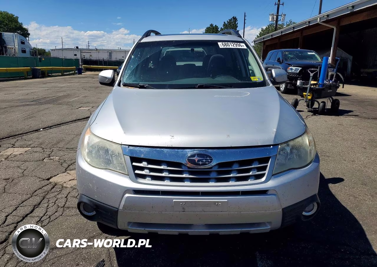2011 Subaru Forester 2.5X Premium VIN:JF2SHADC6BH745370 - 5