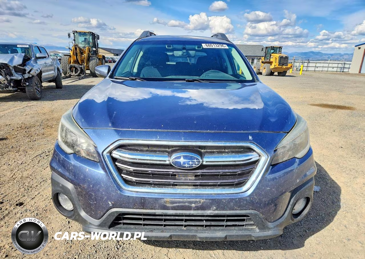 2018 Subaru Outback 2.5I Premium VIN:4S4BSAFC0J3363579 - 5