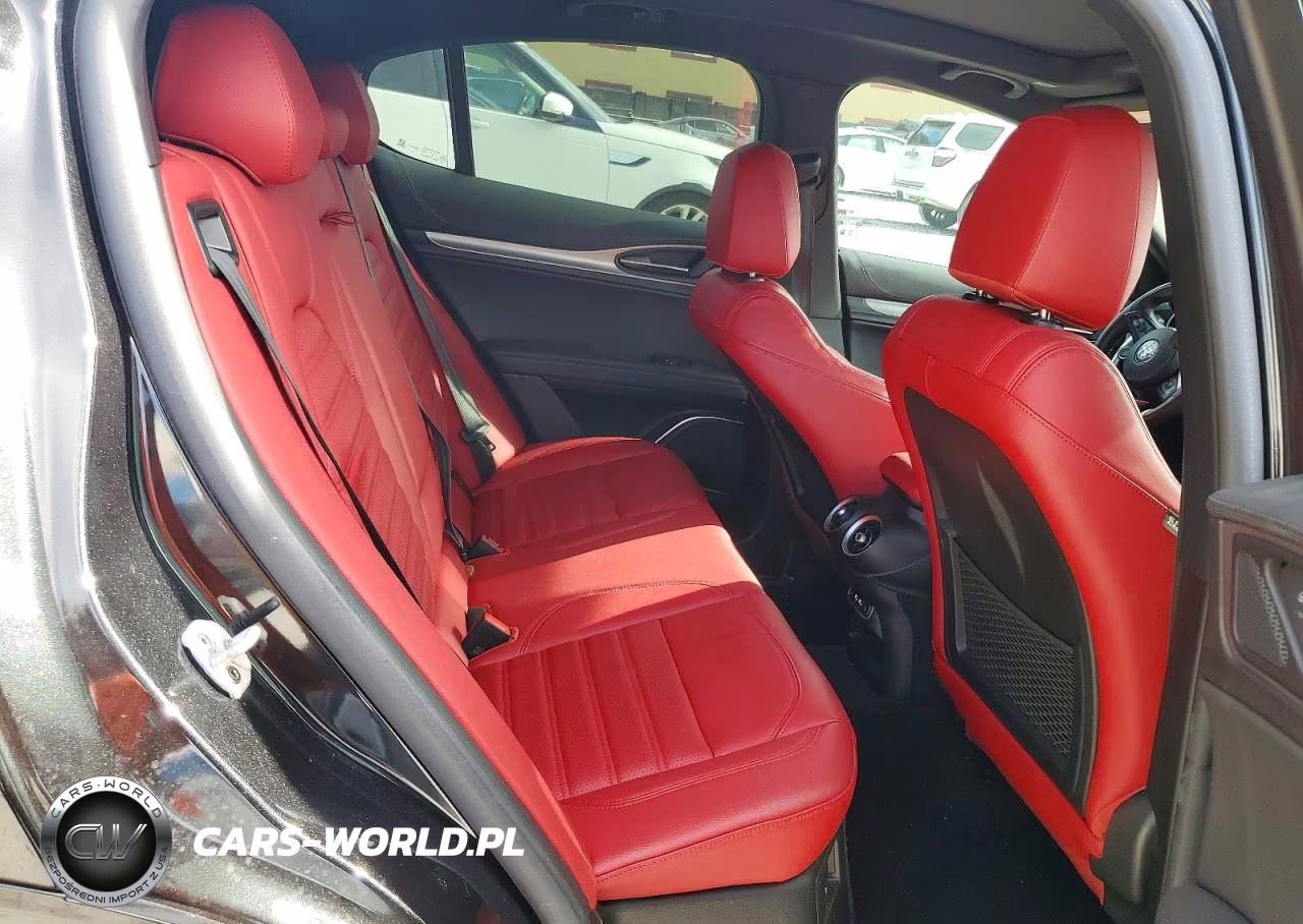 2022 Alfa Romeo Stelvio Ti VIN:ZASPAKBN6N7D49413 - 11