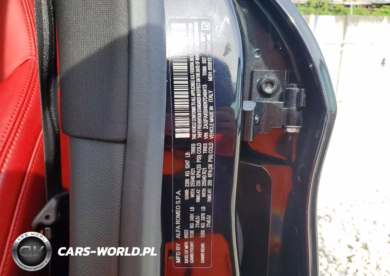 2022 Alfa Romeo Stelvio Ti VIN:ZASPAKBN6N7D49413 - 13