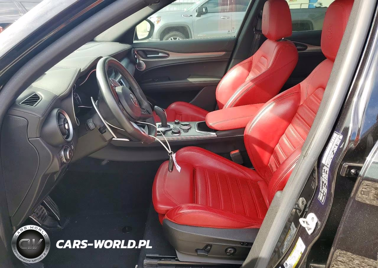 2022 Alfa Romeo Stelvio Ti VIN:ZASPAKBN6N7D49413 - 7