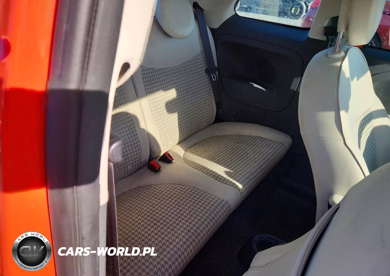 2018 Fiat 500 Pop VIN:3C3CFFKH1JT377754 - 10