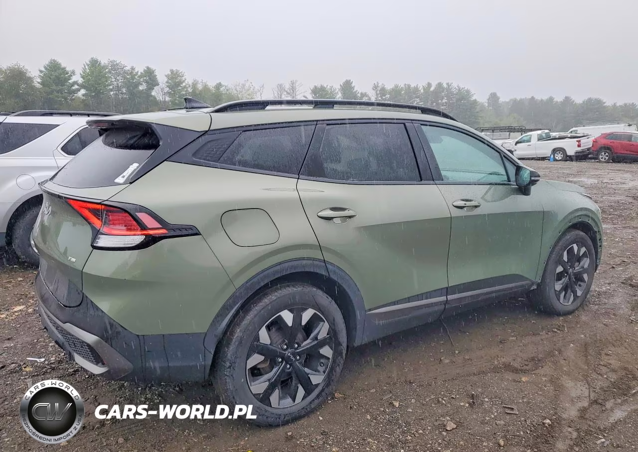 2023 Kia Sportage X Line VIN:KNDPYDAH7P7026647 - 3