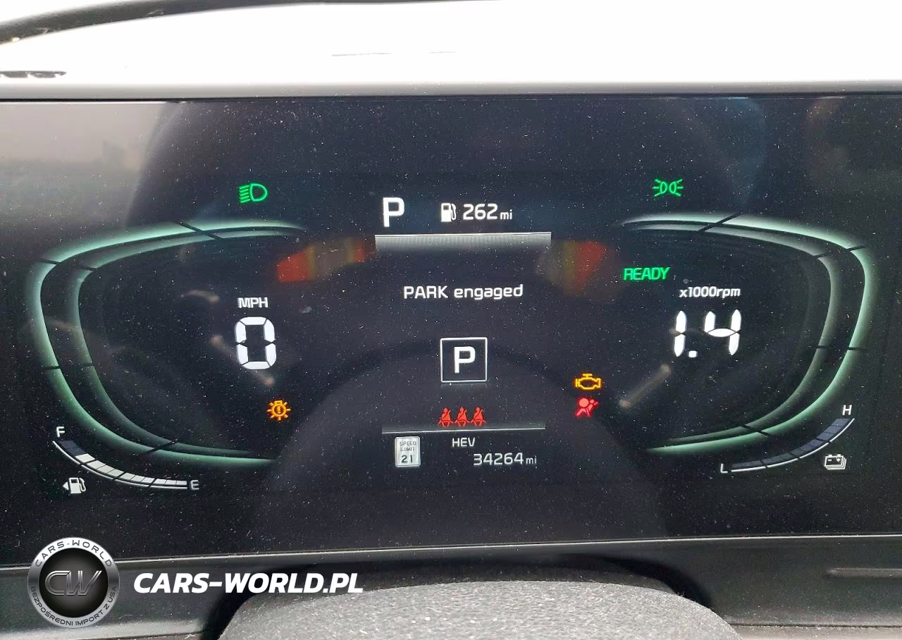 2023 Kia Sportage X Line VIN:KNDPYDAH7P7026647 - 9