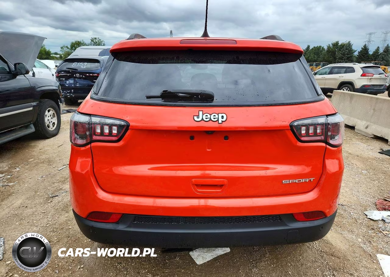 2018 Jeep Compass Sport VIN:3C4NJCABXJT286111 - 6