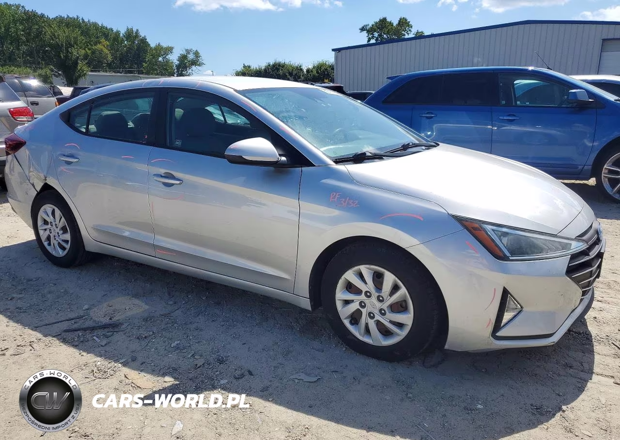 2020 Hyundai Elantra Se VIN:5NPD74LF5LH504541 - 4