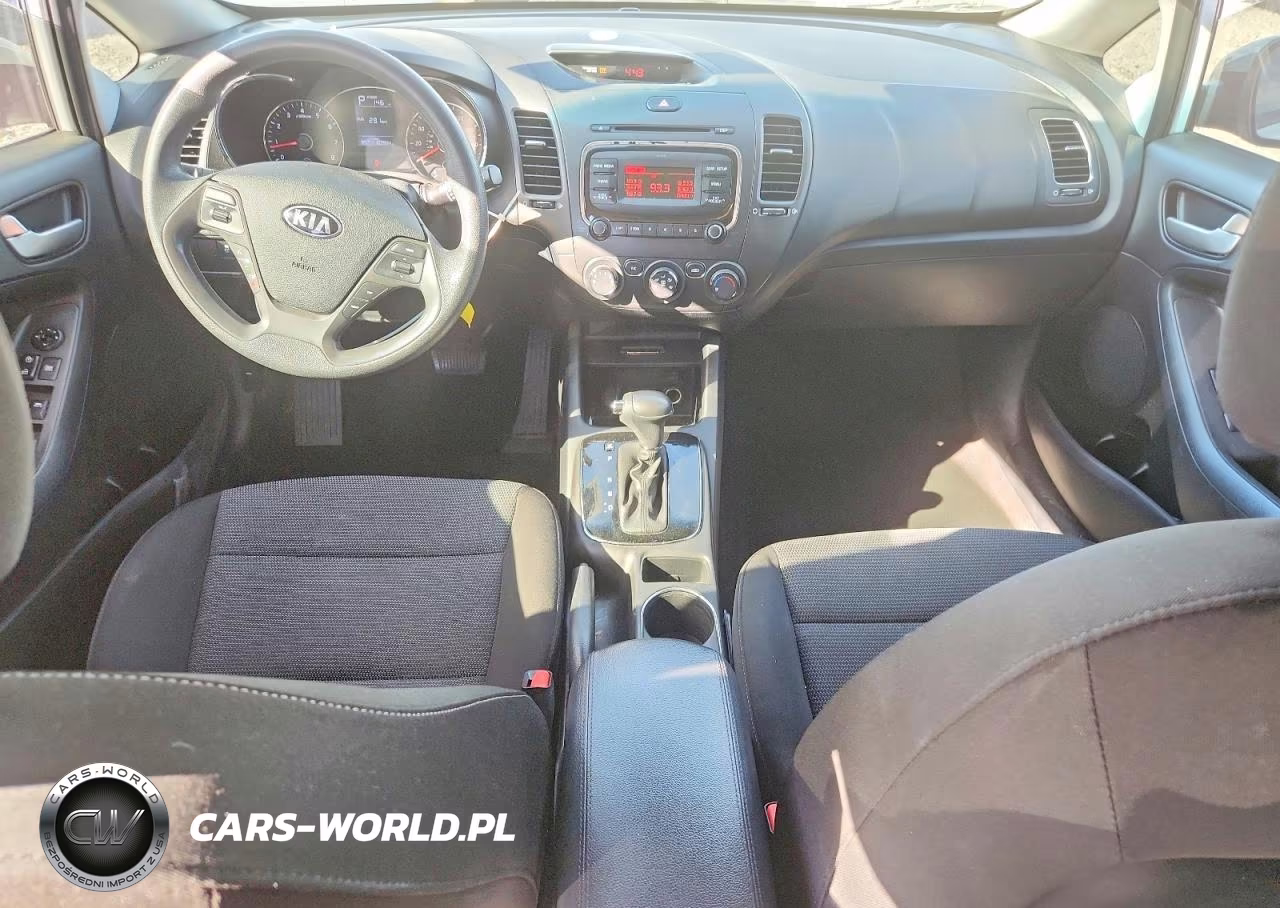 2017 Kia Forte5 Lx VIN:KNAFK5A87H5705587 - 8