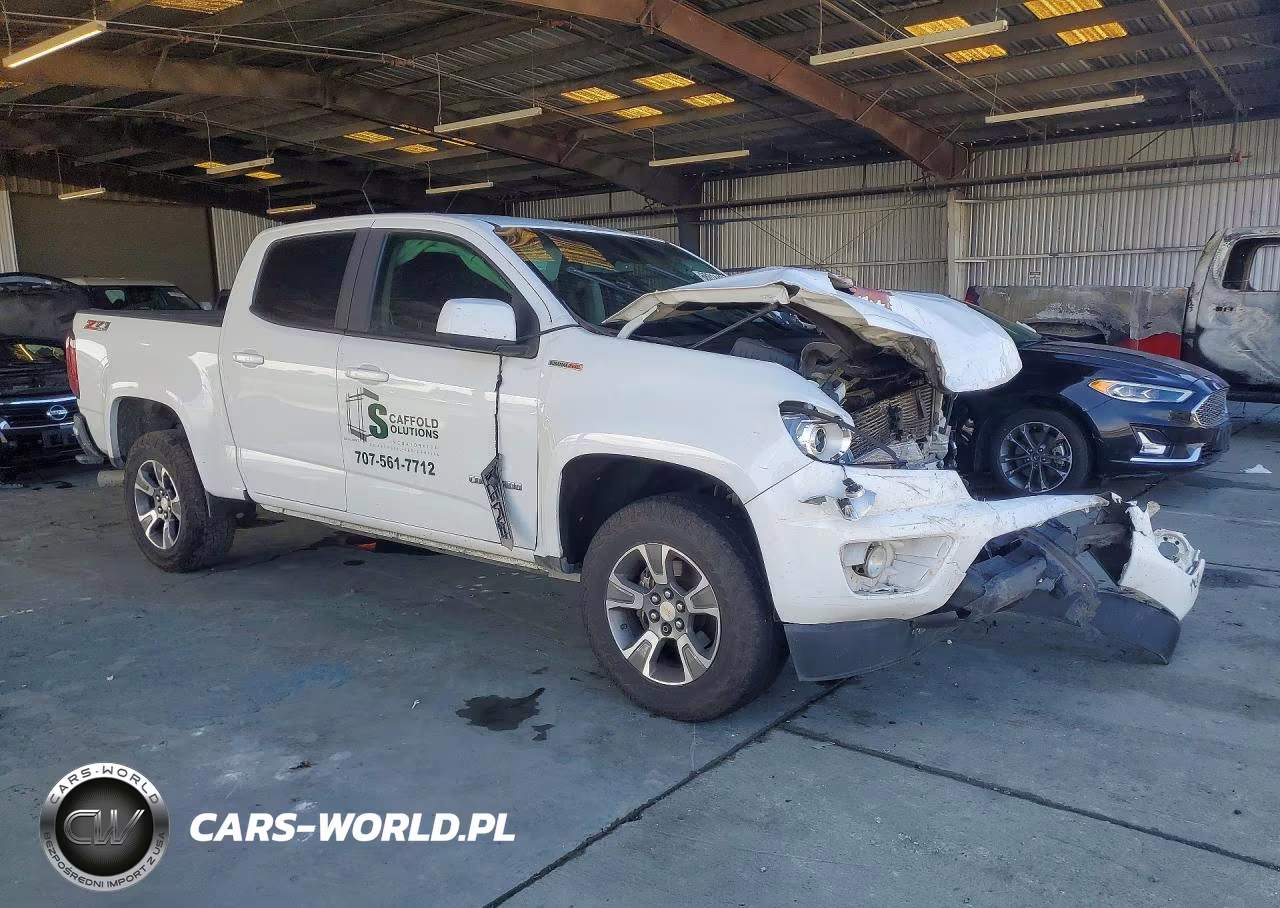 2017 Chevrolet Colorado Z71 VIN:1GCPTDE19H1303055 - 4