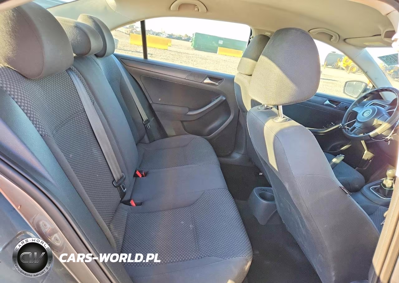 2011 Volkswagen Jetta Base VIN:3VW1K7AJ3BM392998 - 10